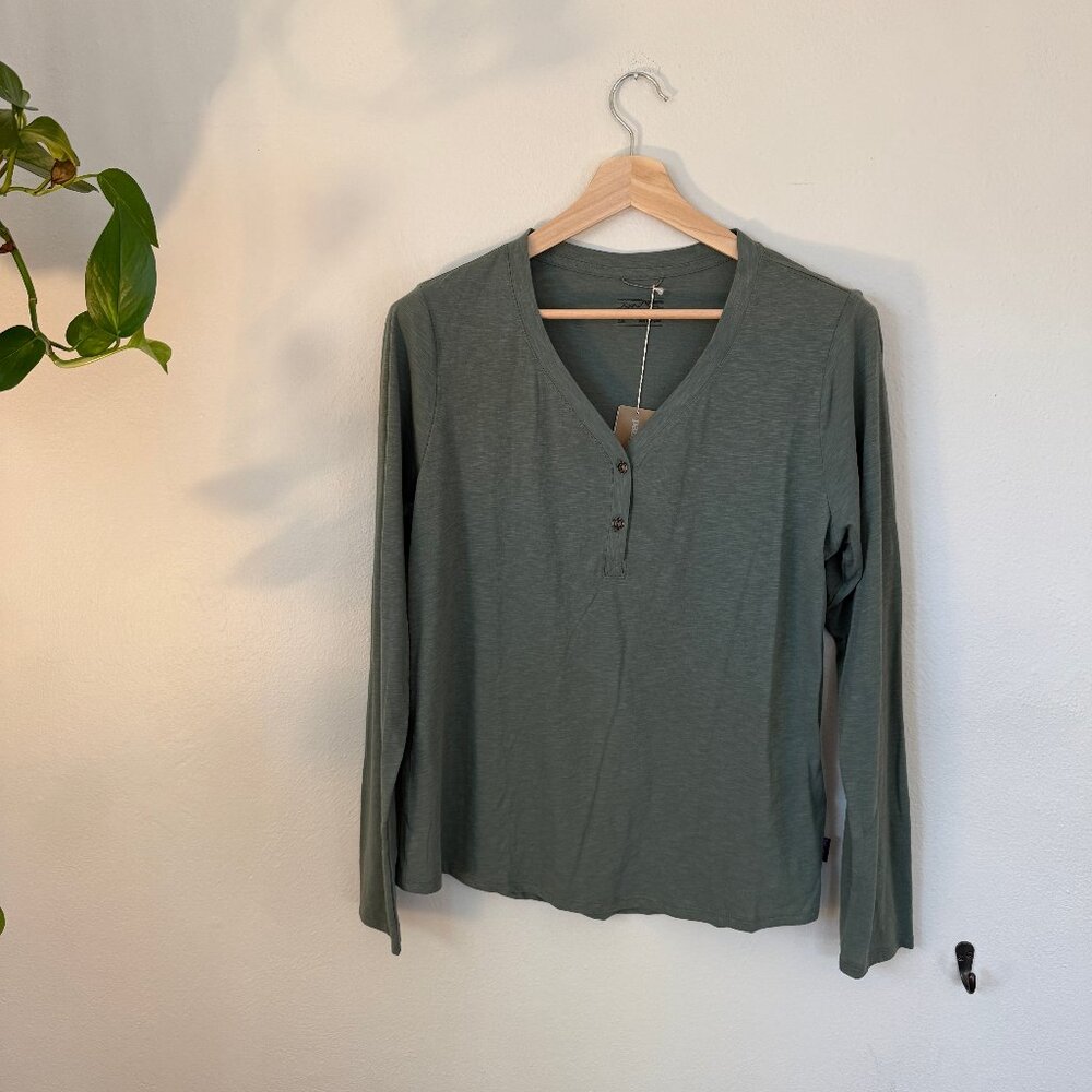 Patagonia Long Sleeve Tee - Olive Green